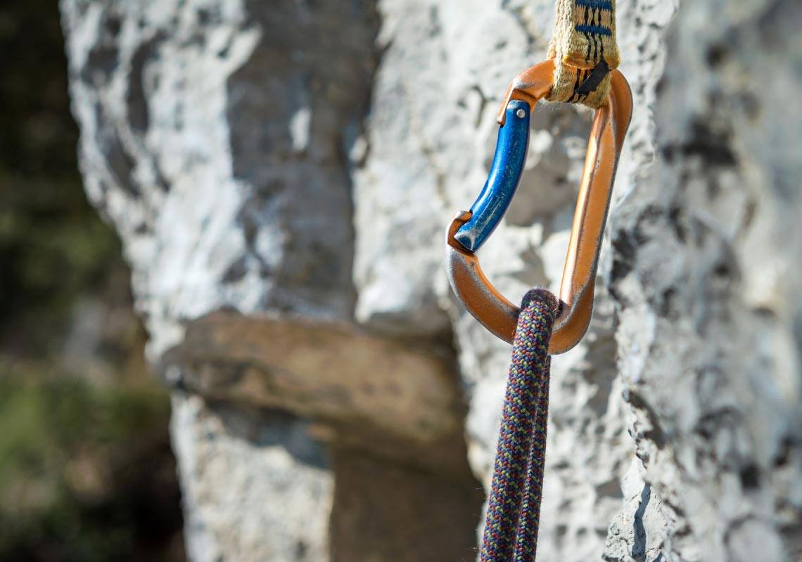 Carabiner and climbing rope